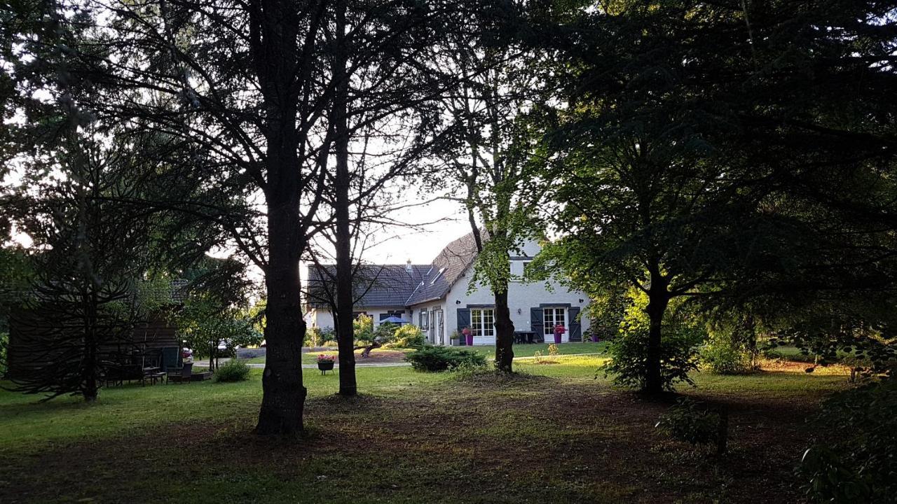 Le Clos Des Ecureuils Vouzon Eksteriør billede