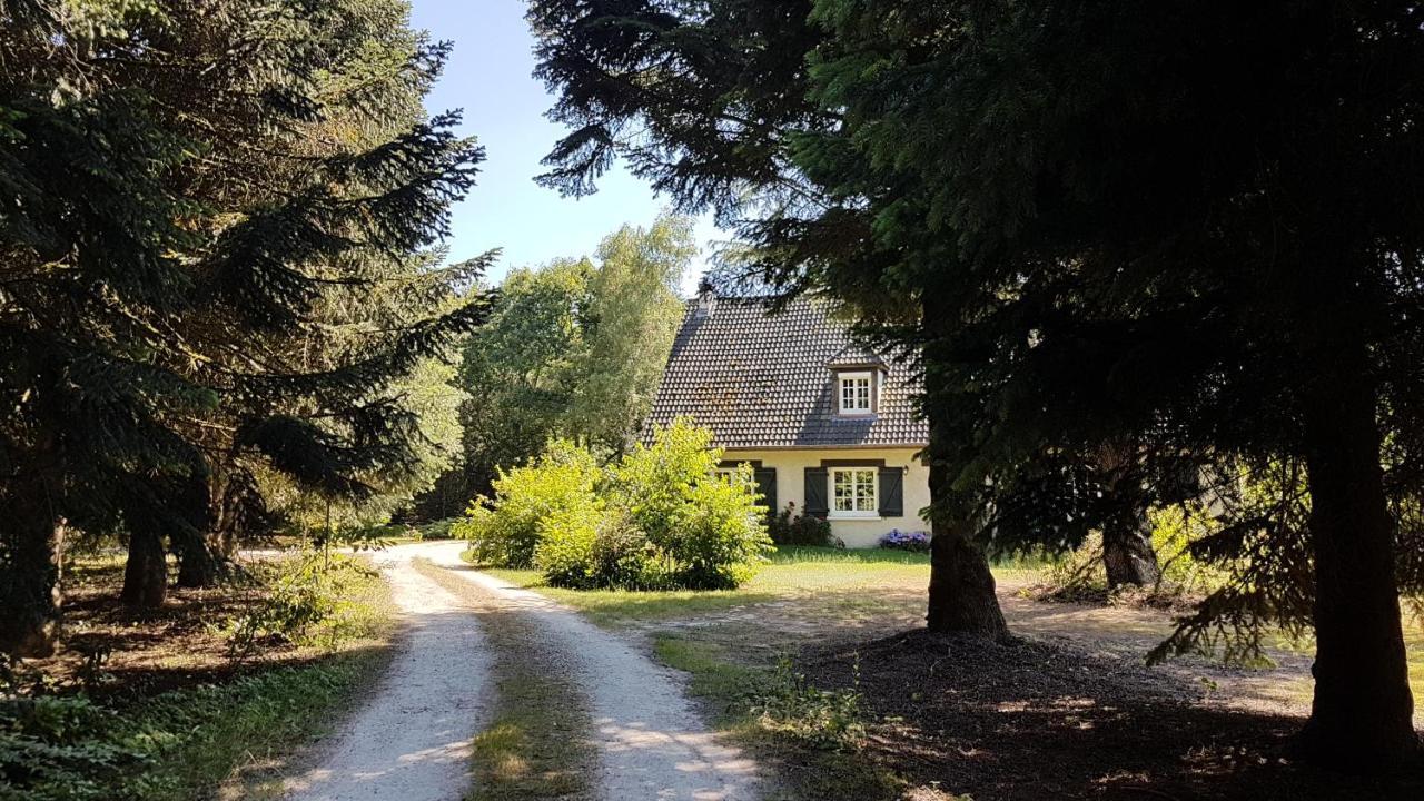Le Clos Des Ecureuils Vouzon Eksteriør billede